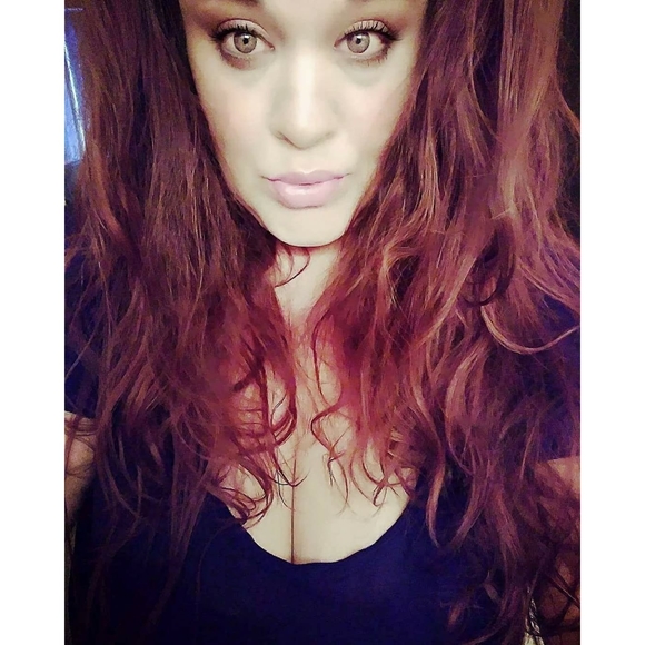 Meet your Posher, Michele - Picture 1 of 1